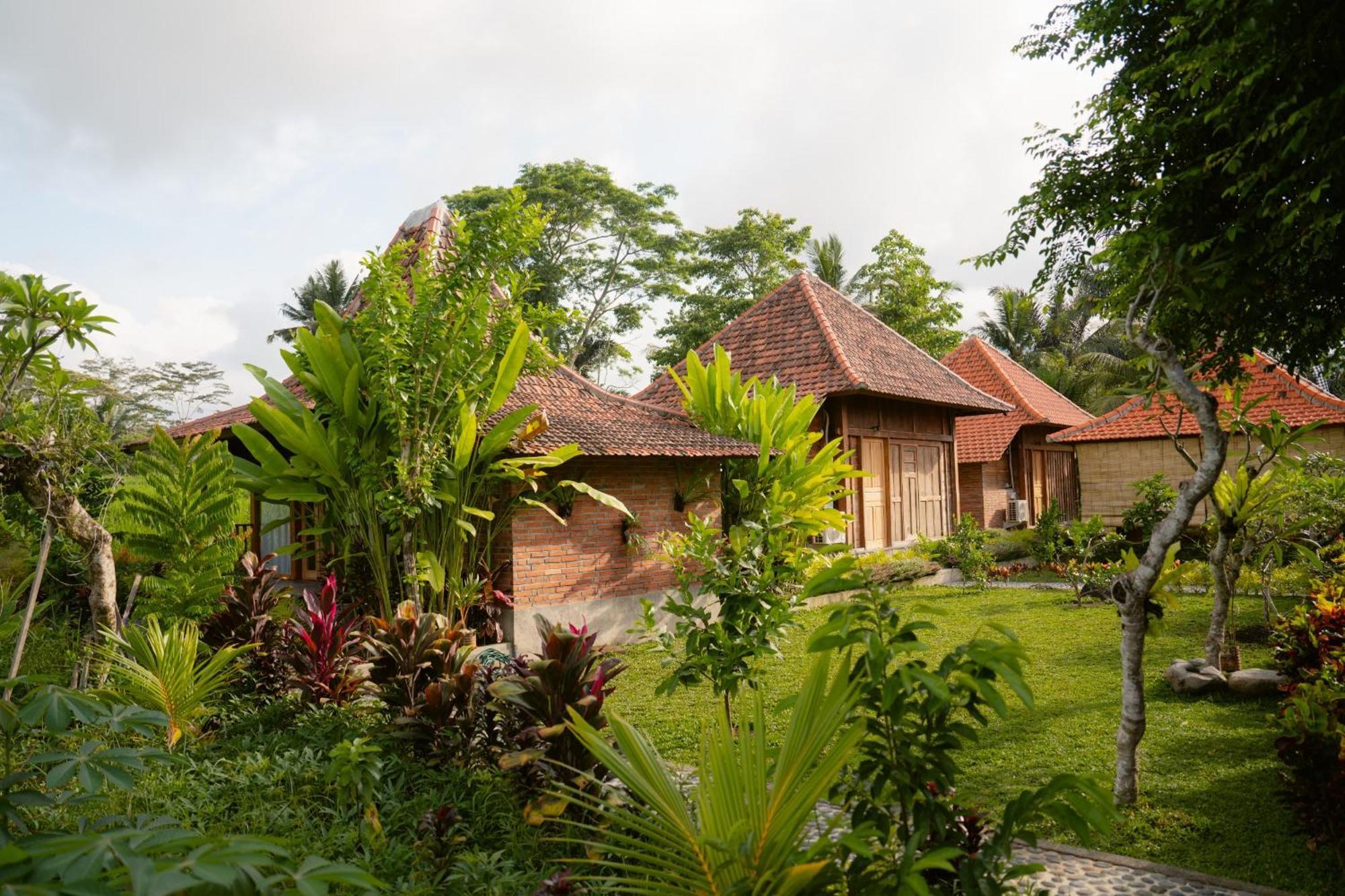 Kubu Sakian Villa And Restaurant Sidemen Silebeng Екстер'єр фото